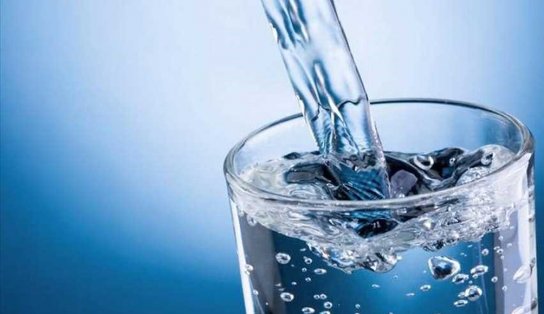 دختر ۱۹ ساله با حلق آویز کردن خود در کوهستان خودکشی کرد
